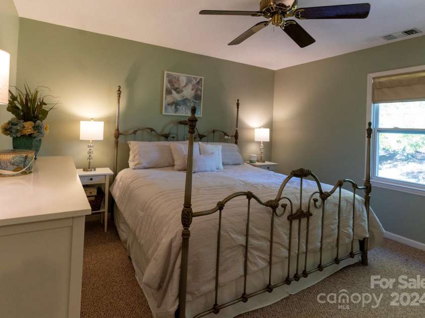 702 Pierce Avenue, Mount Holly, NC 28120.  MLS# CAR4204126, YatesRealty ID 634. 