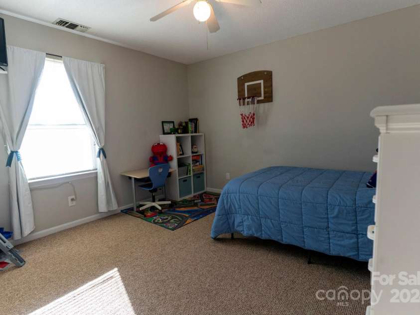 702 Pierce Avenue, Mount Holly, NC 28120.  MLS# CAR4204126, YatesRealty ID 634. 