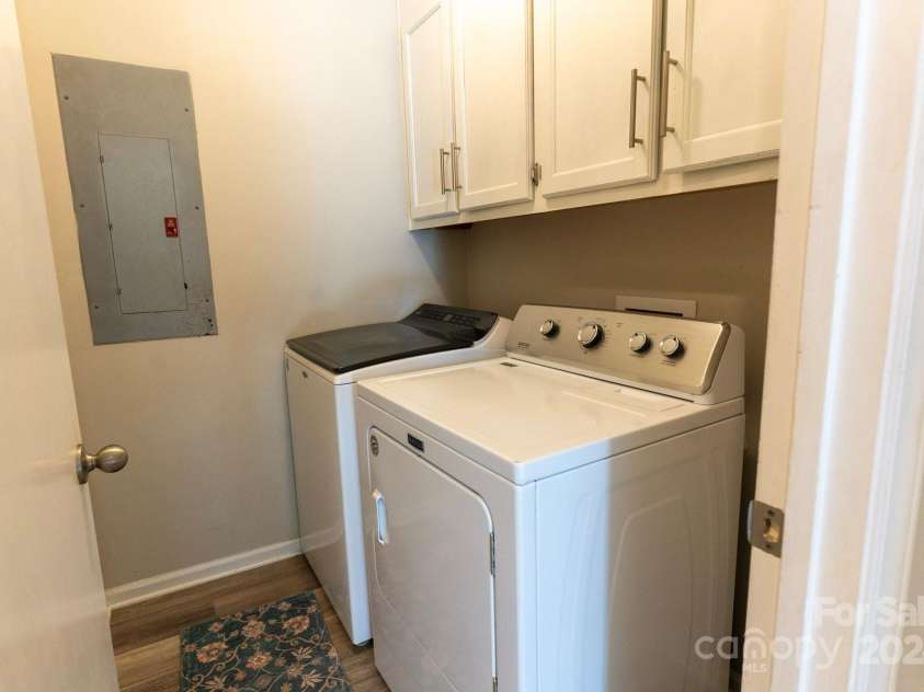 702 Pierce Avenue, Mount Holly, NC 28120.  MLS# CAR4204126, YatesRealty ID 634. 