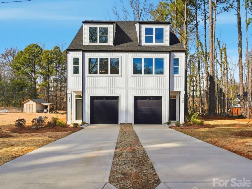 339 Gray Drive, Charlotte, NC 28213.  MLS# CAR4345319, YatesRealty ID 6340. 