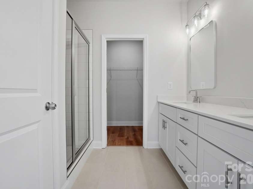 339 Gray Drive, Charlotte, NC 28213.  MLS# CAR4345319, YatesRealty ID 6340. 
