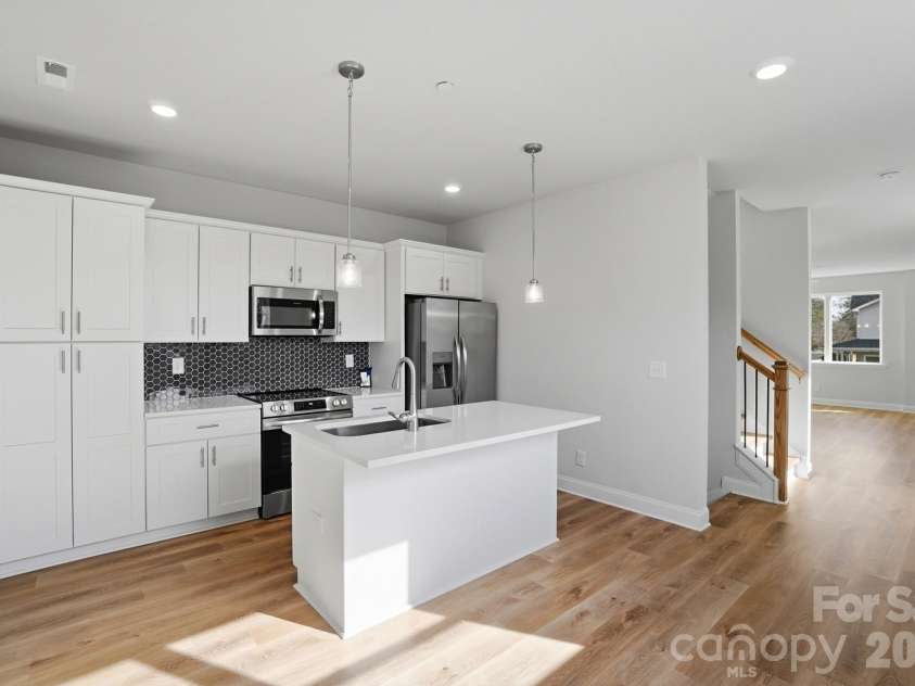 339 Gray Drive, Charlotte, NC 28213.  MLS# CAR4345319, YatesRealty ID 6340. 