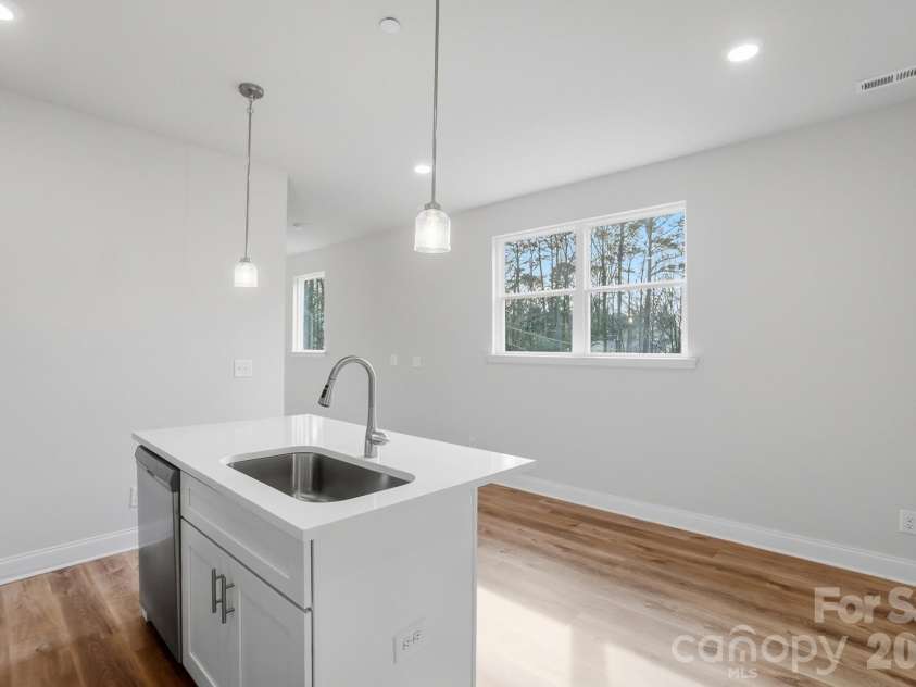 339 Gray Drive, Charlotte, NC 28213.  MLS# CAR4345319, YatesRealty ID 6340. 