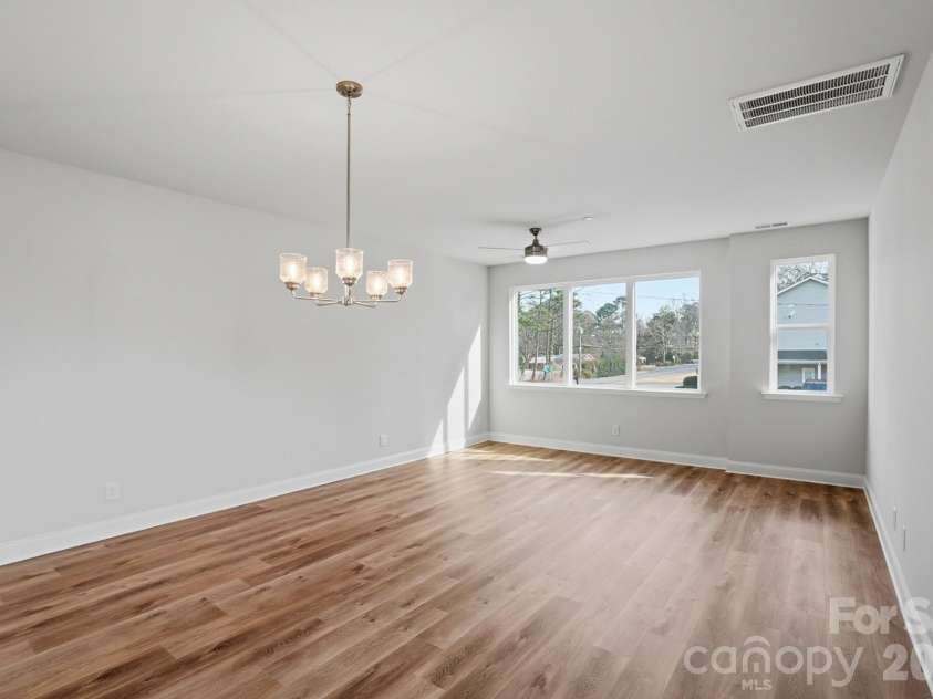 339 Gray Drive, Charlotte, NC 28213.  MLS# CAR4345319, YatesRealty ID 6340. 
