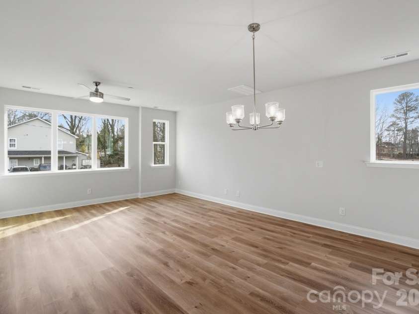 339 Gray Drive, Charlotte, NC 28213.  MLS# CAR4345319, YatesRealty ID 6340. 