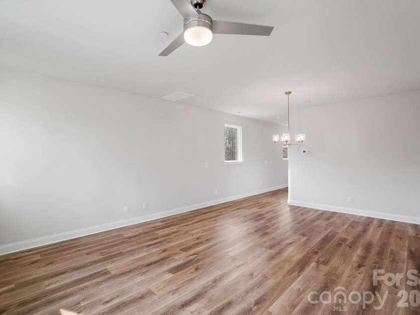 339 Gray Drive, Charlotte, NC 28213.  MLS# CAR4345319, YatesRealty ID 6340. 