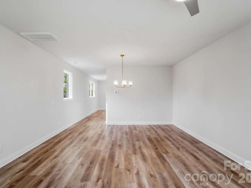 339 Gray Drive, Charlotte, NC 28213.  MLS# CAR4345319, YatesRealty ID 6340. 