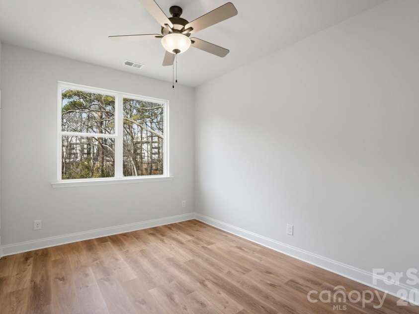 339 Gray Drive, Charlotte, NC 28213.  MLS# CAR4345319, YatesRealty ID 6340. 
