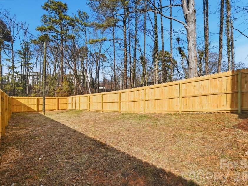 339 Gray Drive, Charlotte, NC 28213.  MLS# CAR4345319, YatesRealty ID 6340. 