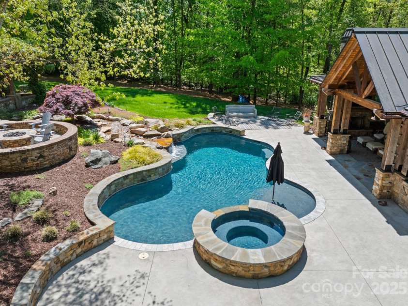 12627 Ninebark Trail, Charlotte, NC 28278.  MLS# CAR4241413, YatesRealty ID 6341. 