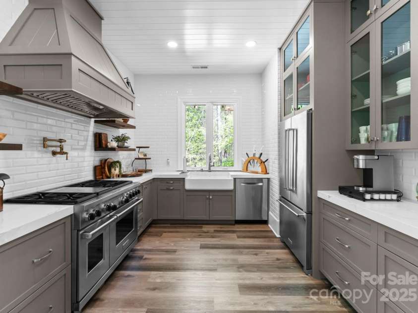 12627 Ninebark Trail, Charlotte, NC 28278.  MLS# CAR4241413, YatesRealty ID 6341. 