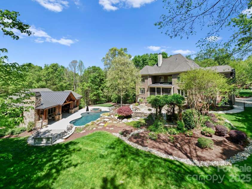 12627 Ninebark Trail, Charlotte, NC 28278.  MLS# CAR4241413, YatesRealty ID 6341. 
