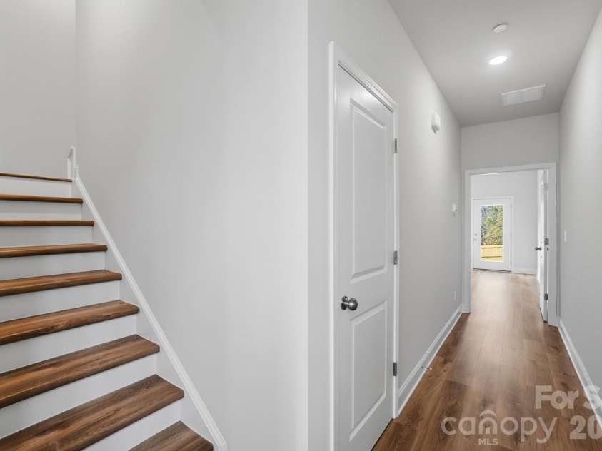 343 Gray Drive, Charlotte, NC 28213.  MLS# CAR4345553, YatesRealty ID 6341. 