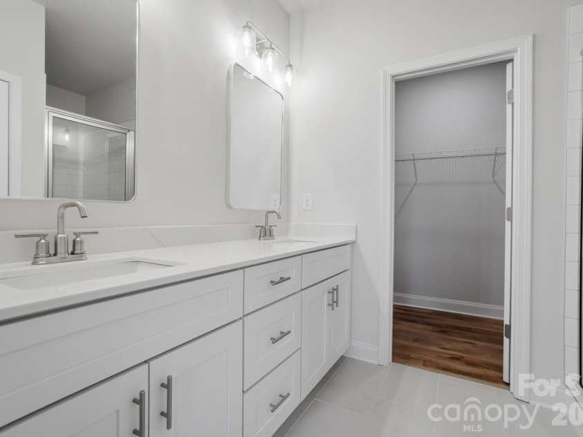 343 Gray Drive, Charlotte, NC 28213.  MLS# CAR4345553, YatesRealty ID 6341. 