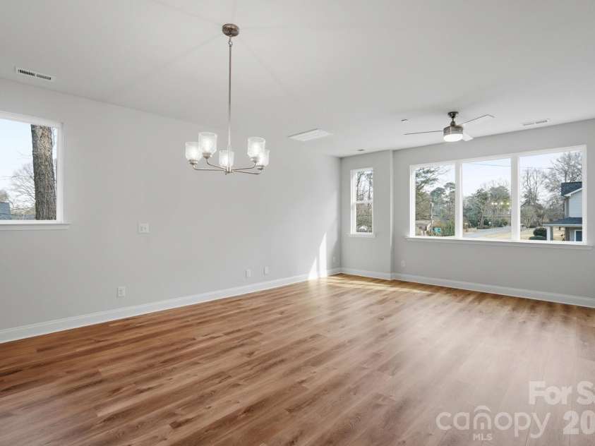 343 Gray Drive, Charlotte, NC 28213.  MLS# CAR4345553, YatesRealty ID 6341. 