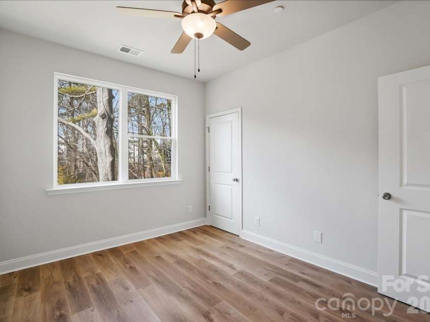 343 Gray Drive, Charlotte, NC 28213.  MLS# CAR4345553, YatesRealty ID 6341. 