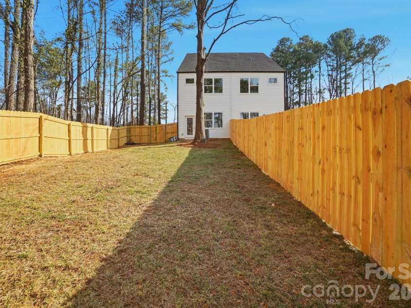 343 Gray Drive, Charlotte, NC 28213.  MLS# CAR4345553, YatesRealty ID 6341. 