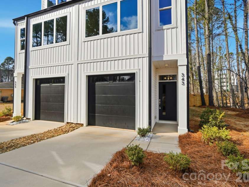 339 & 343 Gray Drive, Charlotte, NC 28213.  MLS# CAR4345812, YatesRealty ID 6342. Unit 339