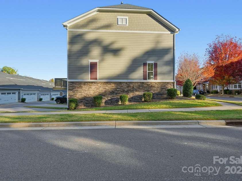 11705 Blessington Road, Huntersville, NC 28078.  MLS# CAR4315480, YatesRealty ID 6344. 
