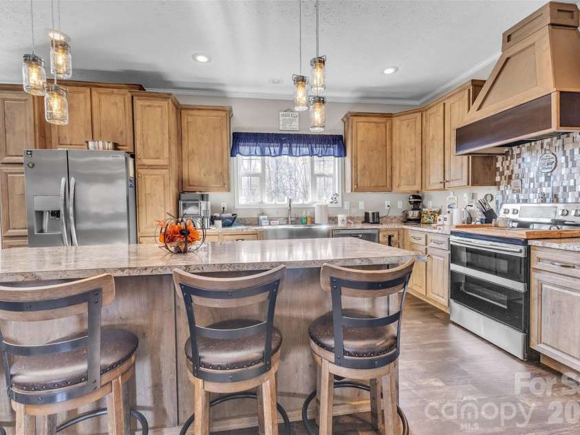 72 Crouch Road, Taylorsville, NC 28681.  MLS# CAR4324690, YatesRealty ID 6345. 