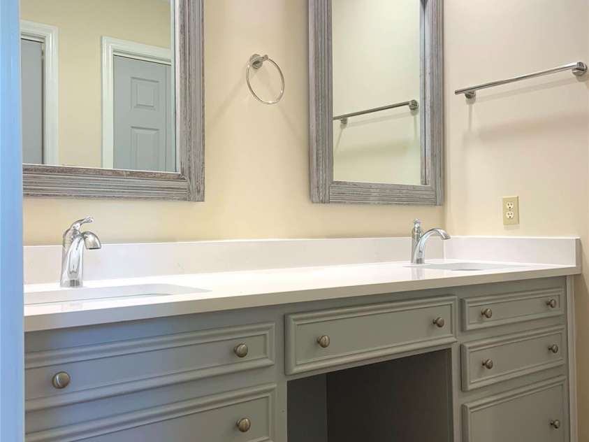 211 Worthington Street, Shelby, NC 28150.  MLS# CAR4243112, YatesRealty ID 6346. Dual Vanities at Primary Bathroom