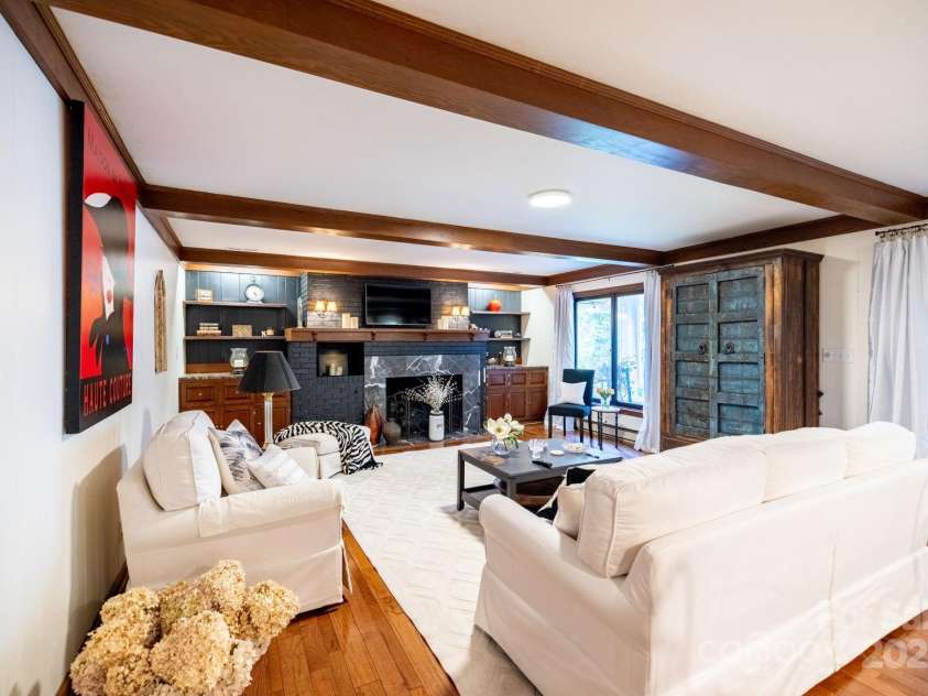 438 Glade Valley Road, Glade Valley, NC 28627.  MLS# CAR4248053, YatesRealty ID 6349. 