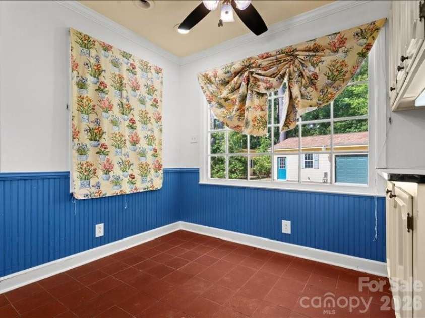 201 Poplar Street, Cheraw, SC 29520.  MLS# CAR4353189, YatesRealty ID 6350. 