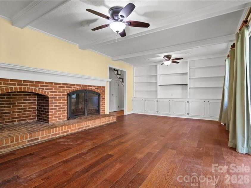 201 Poplar Street, Cheraw, SC 29520.  MLS# CAR4353189, YatesRealty ID 6350. 