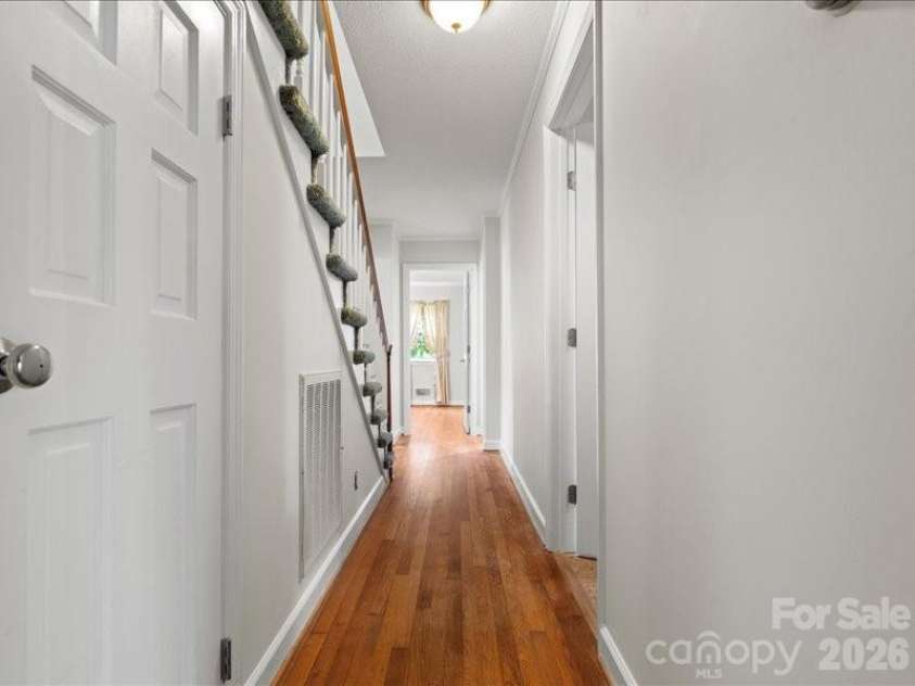 201 Poplar Street, Cheraw, SC 29520.  MLS# CAR4353189, YatesRealty ID 6350. 