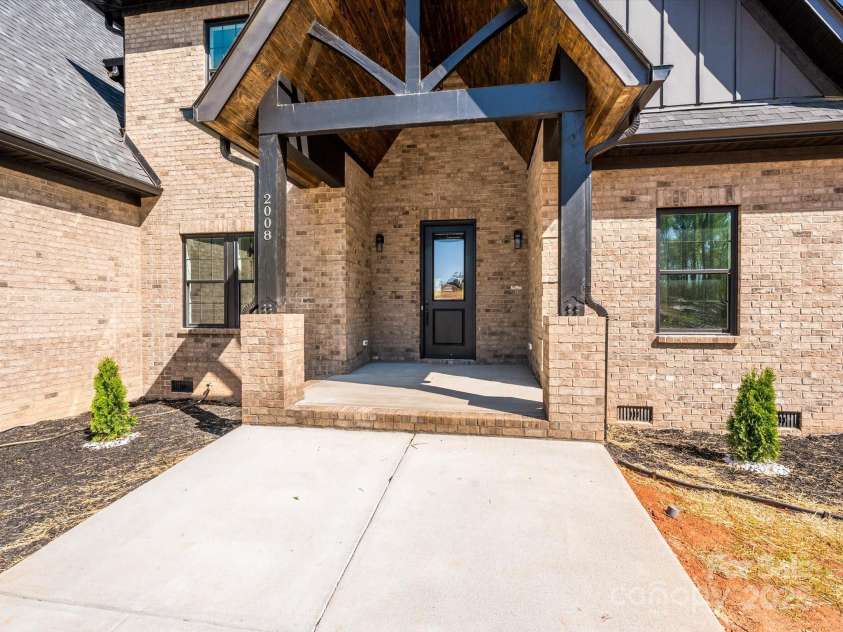 2008 Plain Field Drive, Bessemer City, NC 28016.  MLS# CAR4247282, YatesRealty ID 6353. 