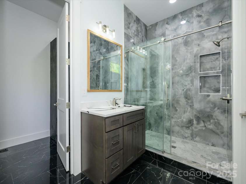 2008 Plain Field Drive, Bessemer City, NC 28016.  MLS# CAR4247282, YatesRealty ID 6353. 