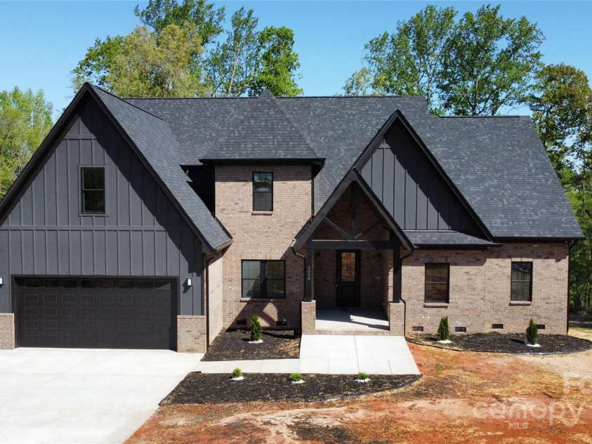 2008 Plain Field Drive, Bessemer City, NC 28016.  MLS# CAR4247282, YatesRealty ID 6353. 