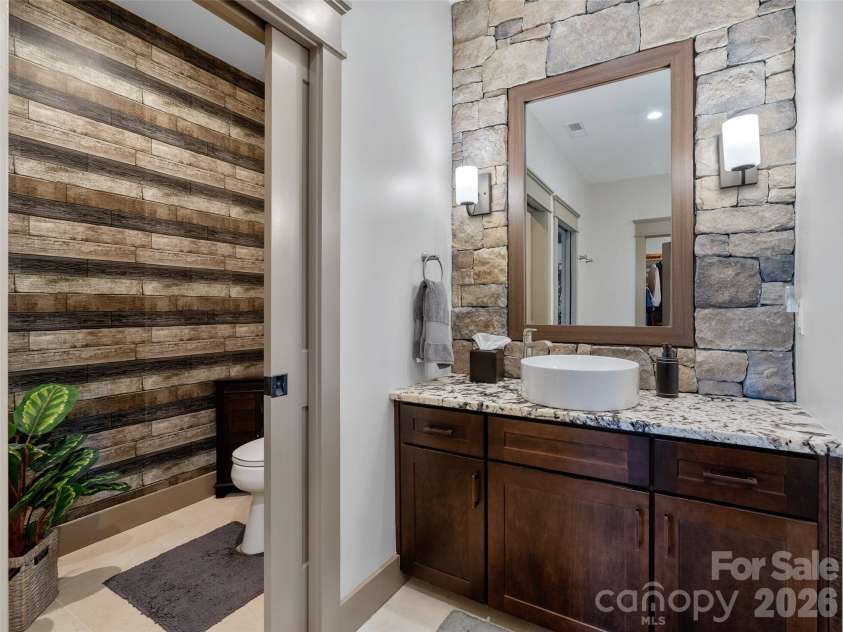 9 Soaring Hawk View, Asheville, NC 28804.  MLS# CAR4351587, YatesRealty ID 6354. Main: Primary Suite (sink 2)
