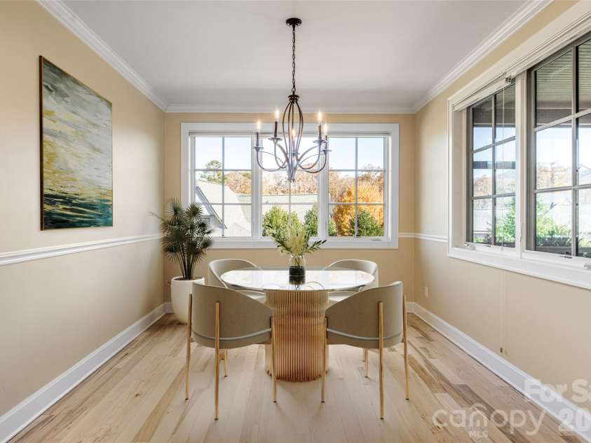 38 Chantilly Drive, Asheville, NC 28804.  MLS# CAR4320562, YatesRealty ID 6355. Virtually staged