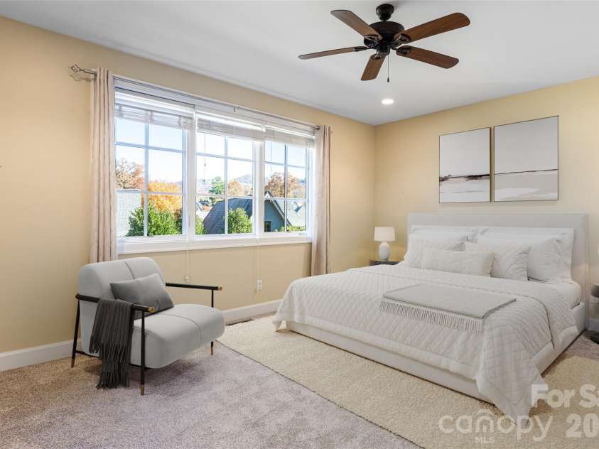 38 Chantilly Drive, Asheville, NC 28804.  MLS# CAR4320562, YatesRealty ID 6355. Virtually staged