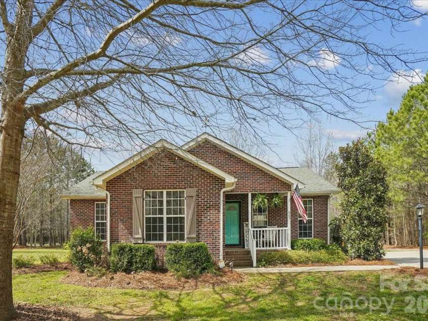 665 Edwards Road, Fort Lawn, SC 29714.  MLS# CAR4356538, YatesRealty ID 6356. 