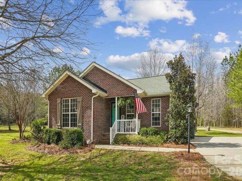 665 Edwards Road, Fort Lawn, SC 29714.  MLS# CAR4356538, YatesRealty ID 6356. 