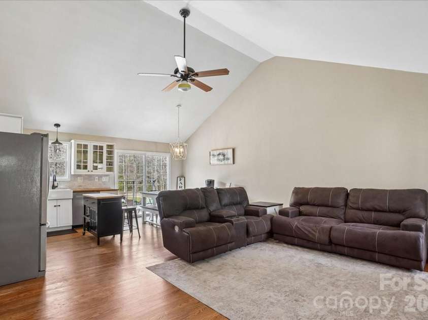 665 Edwards Road, Fort Lawn, SC 29714.  MLS# CAR4356538, YatesRealty ID 6356. 