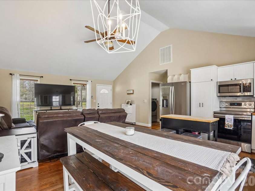 665 Edwards Road, Fort Lawn, SC 29714.  MLS# CAR4356538, YatesRealty ID 6356. 