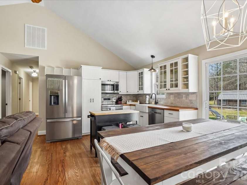 665 Edwards Road, Fort Lawn, SC 29714.  MLS# CAR4356538, YatesRealty ID 6356. 