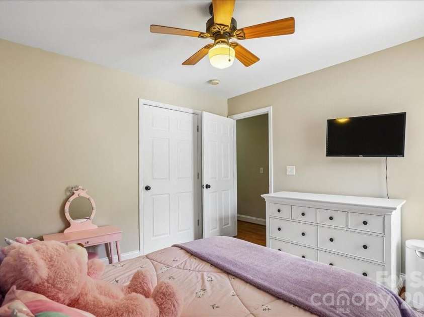 665 Edwards Road, Fort Lawn, SC 29714.  MLS# CAR4356538, YatesRealty ID 6356. 