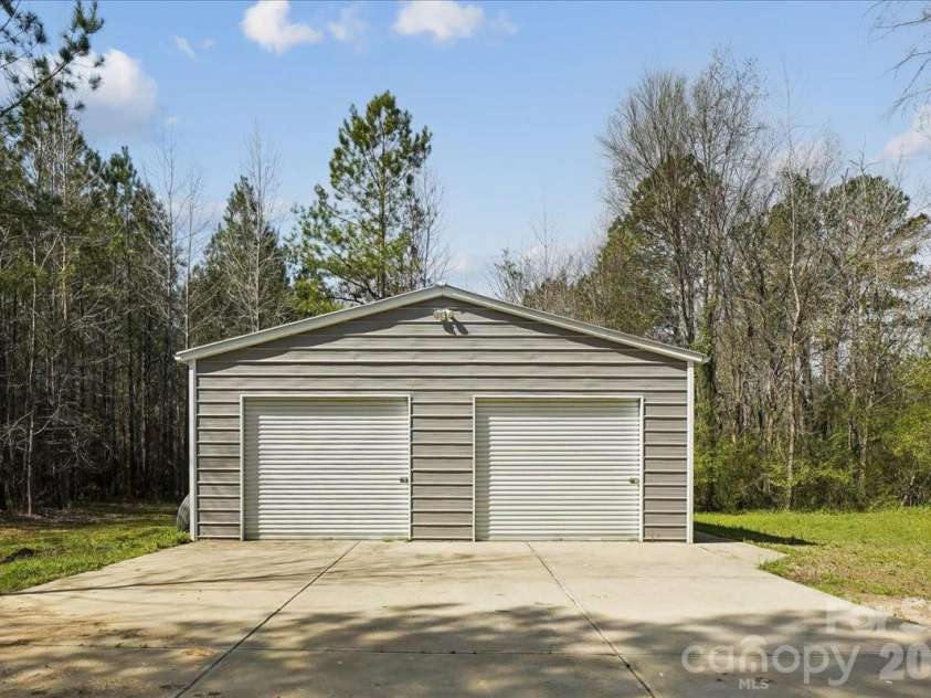 665 Edwards Road, Fort Lawn, SC 29714.  MLS# CAR4356538, YatesRealty ID 6356. 