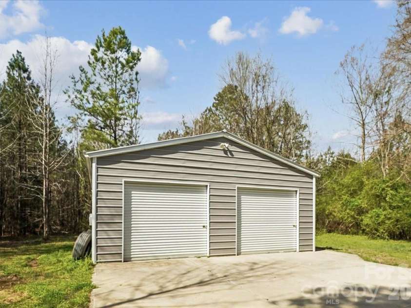 665 Edwards Road, Fort Lawn, SC 29714.  MLS# CAR4356538, YatesRealty ID 6356. 