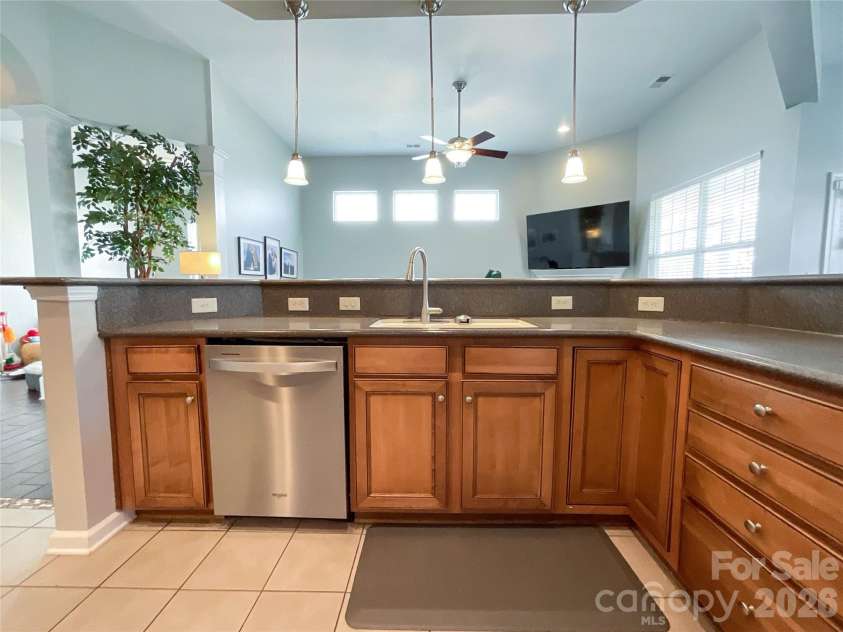 305 Sand Paver Way, Fort Mill, SC 29708.  MLS# CAR4344834, YatesRealty ID 6357. 