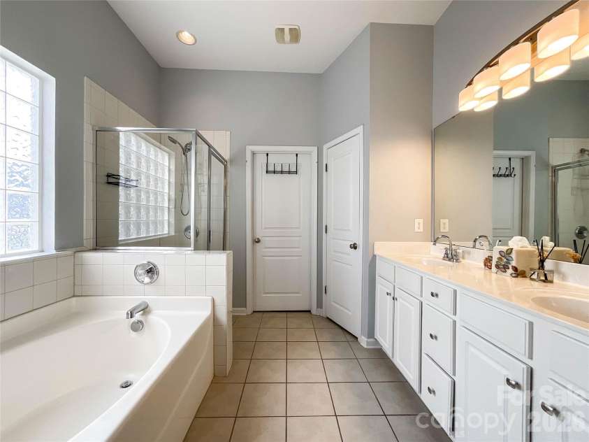 305 Sand Paver Way, Fort Mill, SC 29708.  MLS# CAR4344834, YatesRealty ID 6357. 