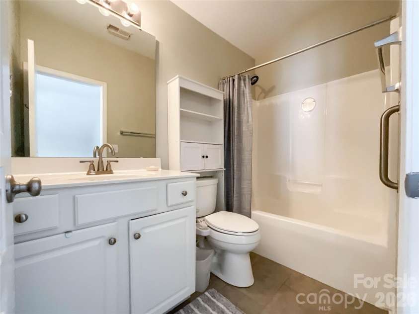 305 Sand Paver Way, Fort Mill, SC 29708.  MLS# CAR4344834, YatesRealty ID 6357. 