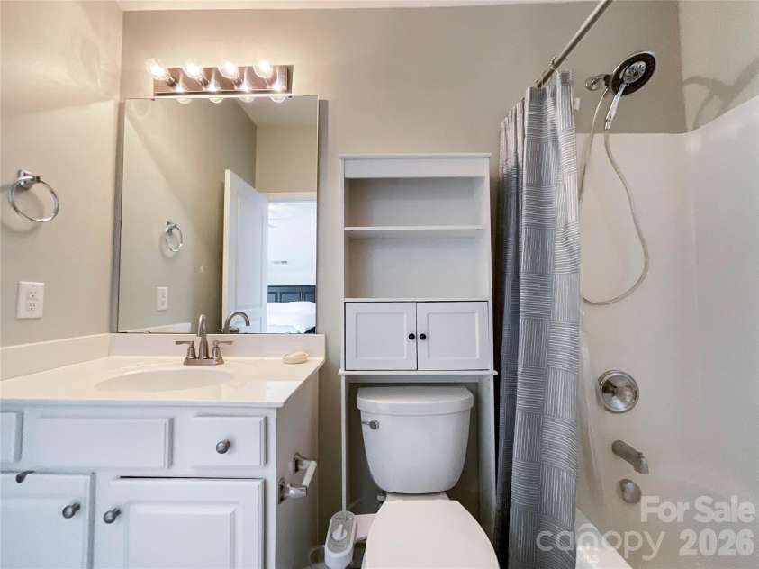 305 Sand Paver Way, Fort Mill, SC 29708.  MLS# CAR4344834, YatesRealty ID 6357. 