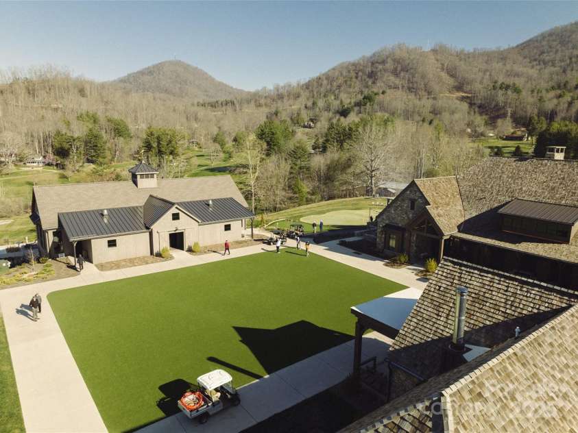 445 Country Club Drive, Canton, NC 28716.  MLS# CAR4240266, YatesRealty ID 6357. Springdale Resort Village