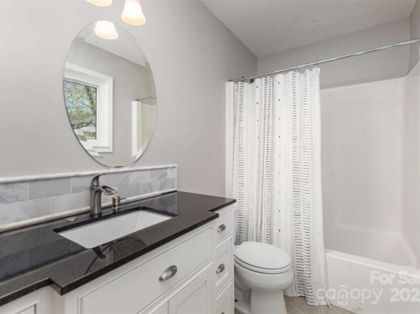 7212 Hackberry Lane, Charlotte, NC 28226.  MLS# CAR4235339, YatesRealty ID 6358. 