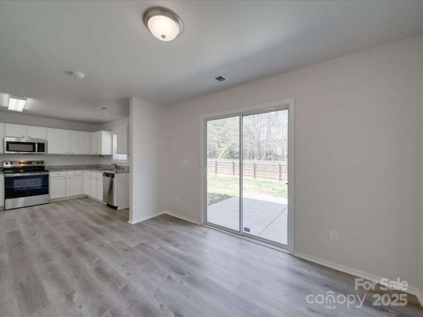 4018 Larkhaven Village Drive, Charlotte, NC 28215.  MLS# CAR4248378, YatesRealty ID 6360. 